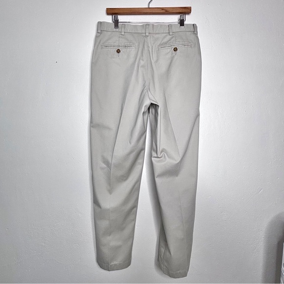 L.L.Bean Khaki Wrinkle Free Chinos Size 34x30 NWT - Picture 3 of 10